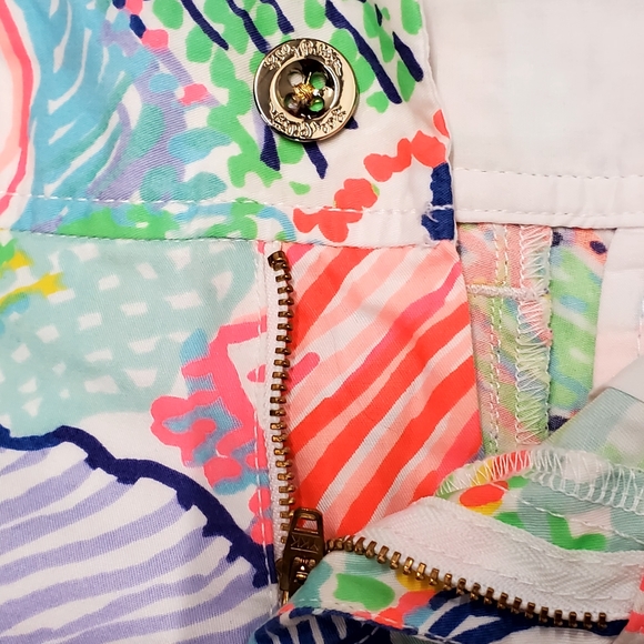 Lilly Pulitzer 19277 Callahan Short Roar of the Seas Multi. Size 00 - Picture 5 of 13